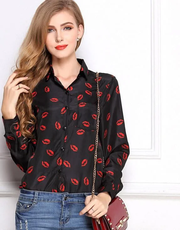 black Red lip