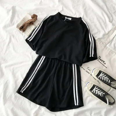 Women Casual Sports Athleisure Striped Short Sleeve T-Shirt And Shorts Student Set-- Collared T-Shirt Boat Neck A-Line