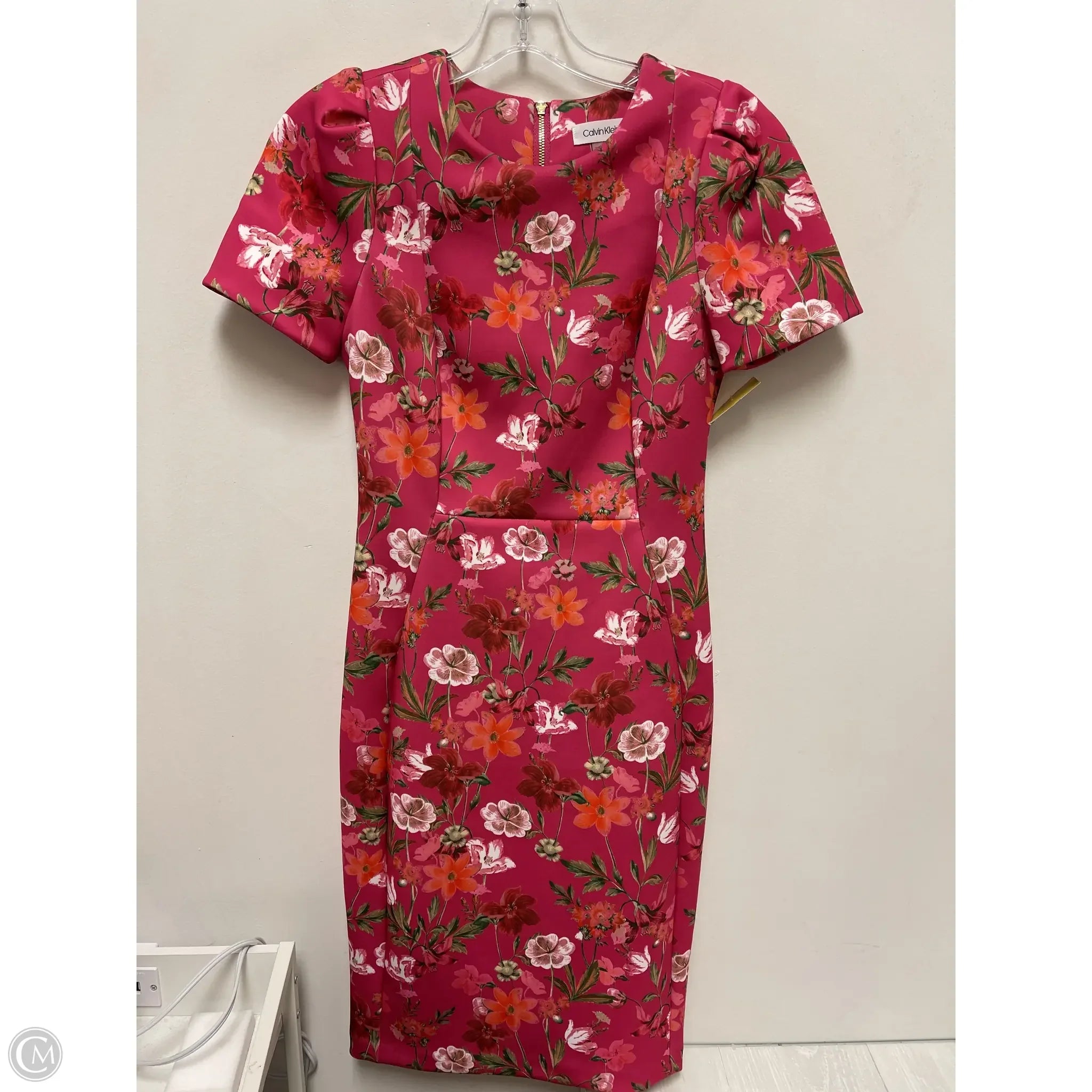 Dress Casual Midi By Calvin Klein In Floral Print, Size: S Tunics Trendy modern