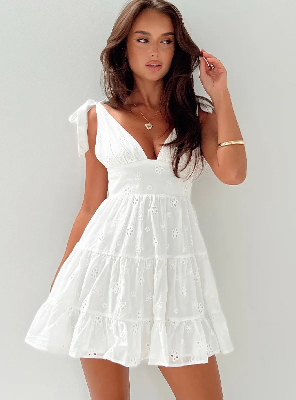 Galvis Mini Dress White Tall Turtleneck Warm Winter