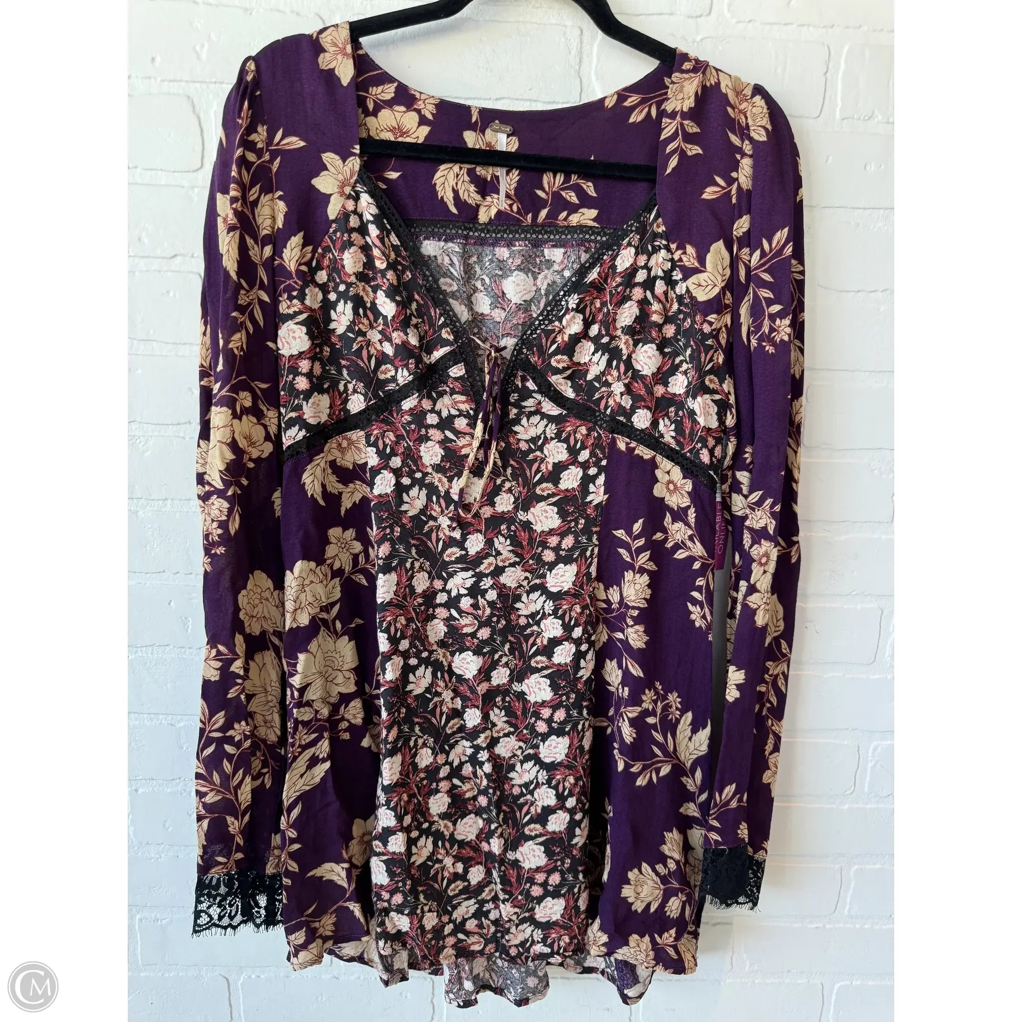 Dress Casual Short By Free People In Black & Purple, Size: M Tunics Gym athletic