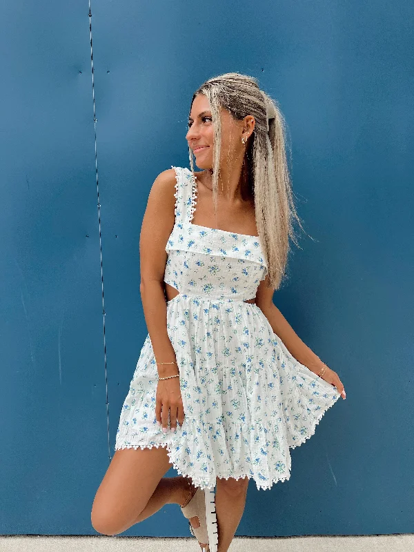 Weekend Vibe Ivory Floral Mini Dress Stylish Sweetheart Neck Mini Dress