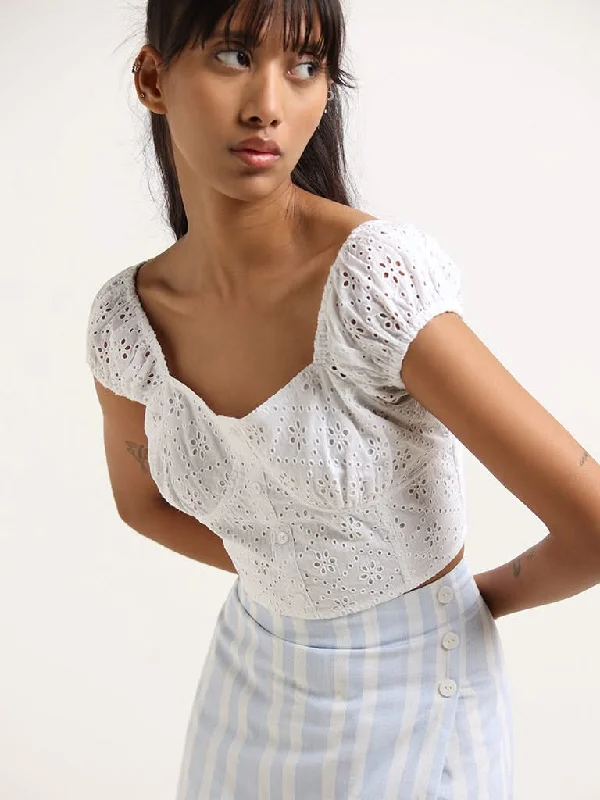 Bombay Paisley White Cotton Schiffli Crop Top Anti-Pilling Machine Wash Handmade