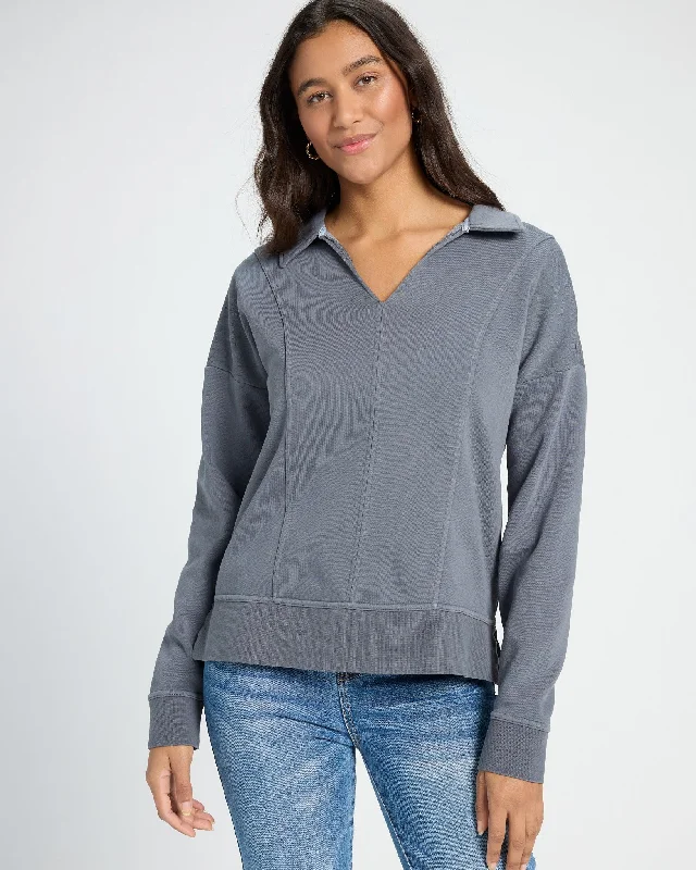 Capri Sweatshirt Hoodie with Hem Contrast Bold Stylish